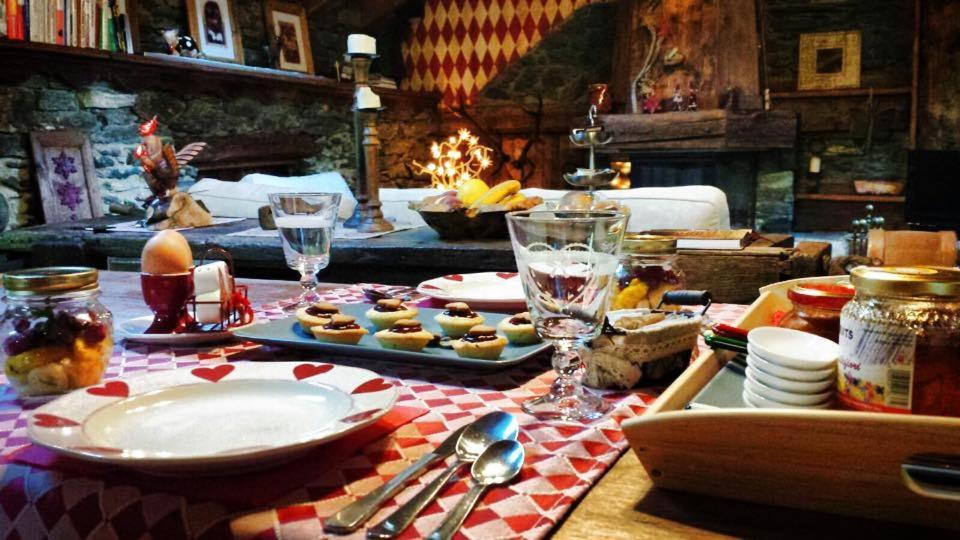 B&B Lo Djoua De Toueno Арвье Экстерьер фото