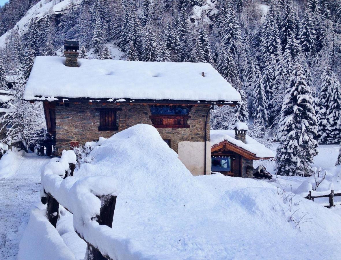 B&B Lo Djoua De Toueno Арвье Экстерьер фото