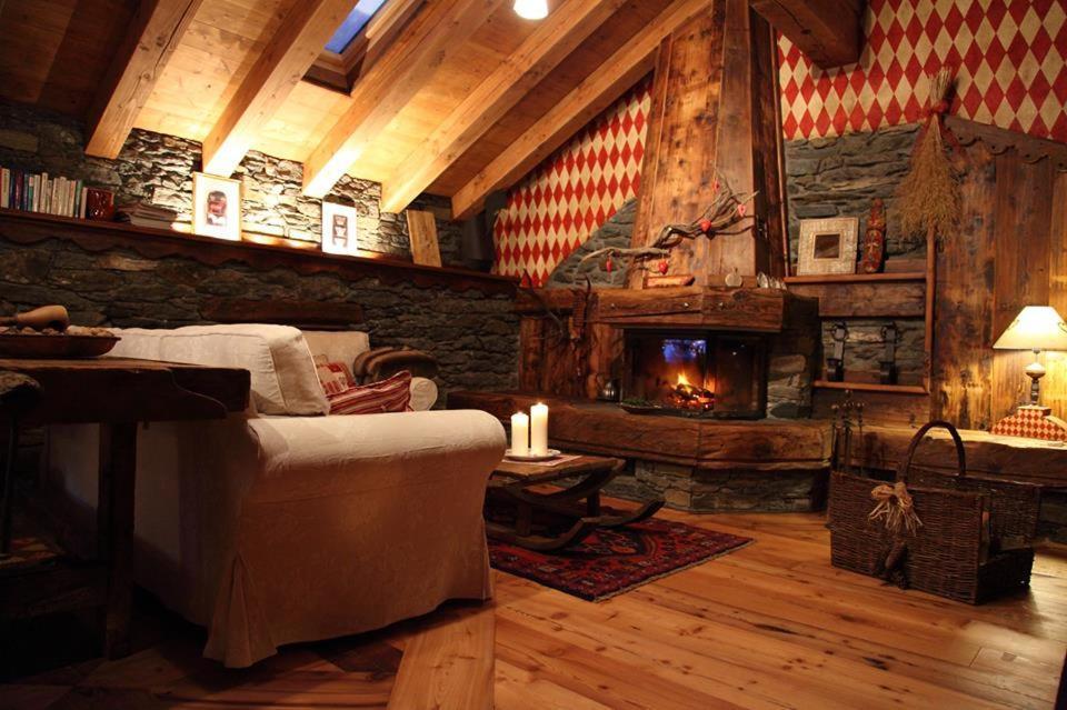 B&B Lo Djoua De Toueno Арвье Экстерьер фото