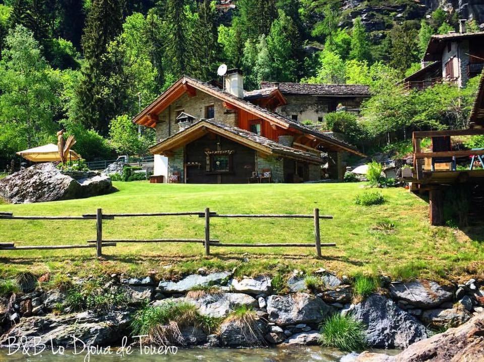 B&B Lo Djoua De Toueno Арвье Экстерьер фото