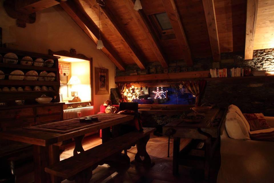 B&B Lo Djoua De Toueno Арвье Экстерьер фото